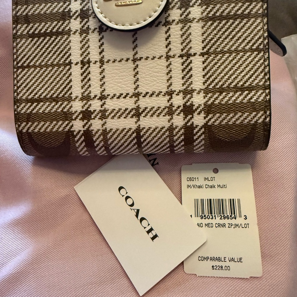 Coach Women's Khaki and White Plaid Wallet